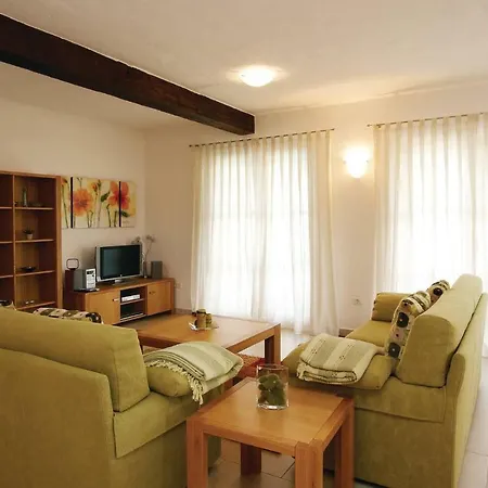 Holiday Momjan Ii Prázdninový dům *